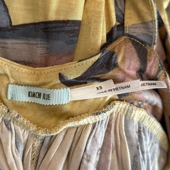 Kimchi Blue Urban Outfitters Akela Yellow Tropical Halter Playsuit Romper Sz XS - Picture 8 of 10